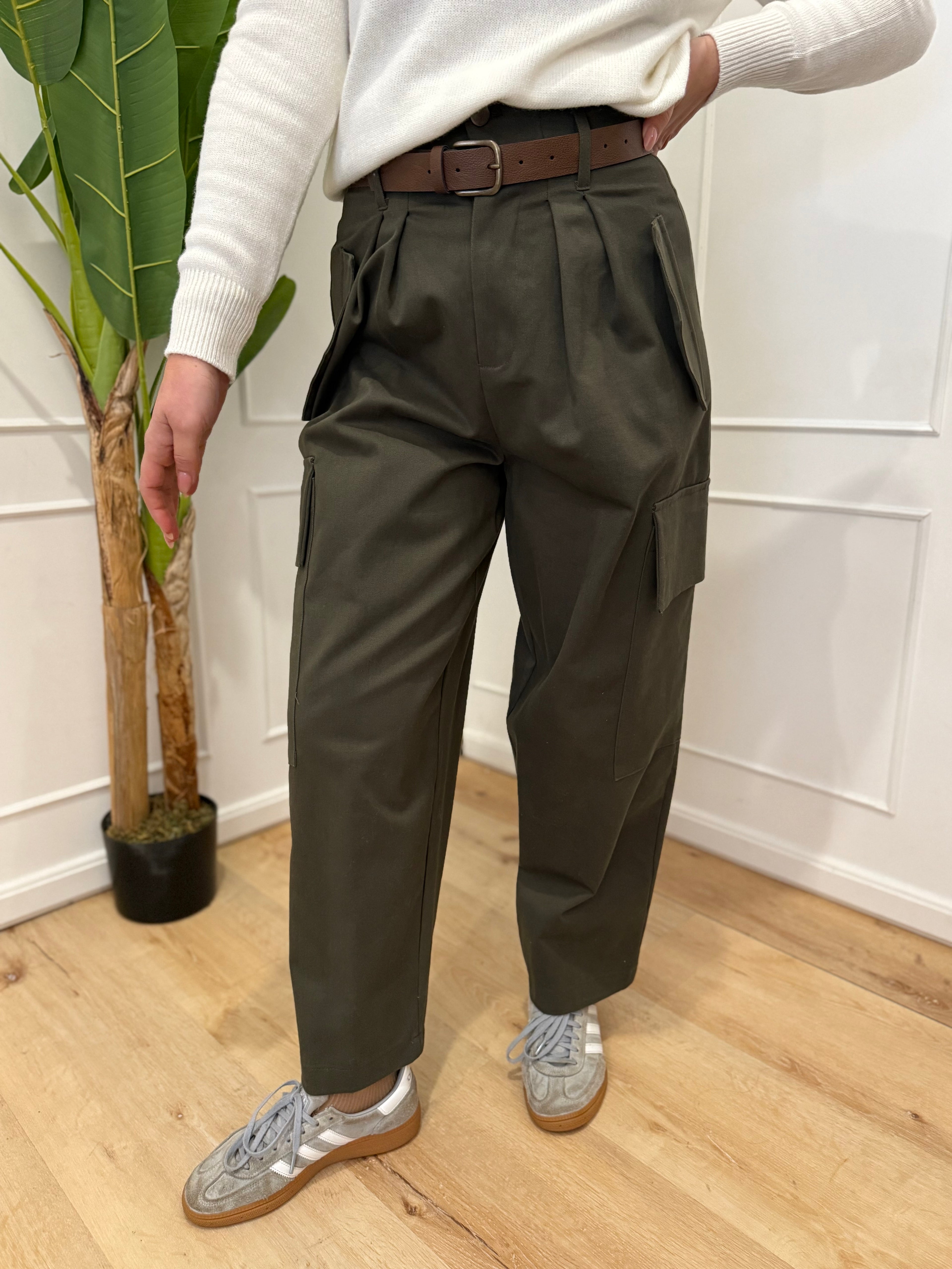 Pantalone cargo con cintura vicolo