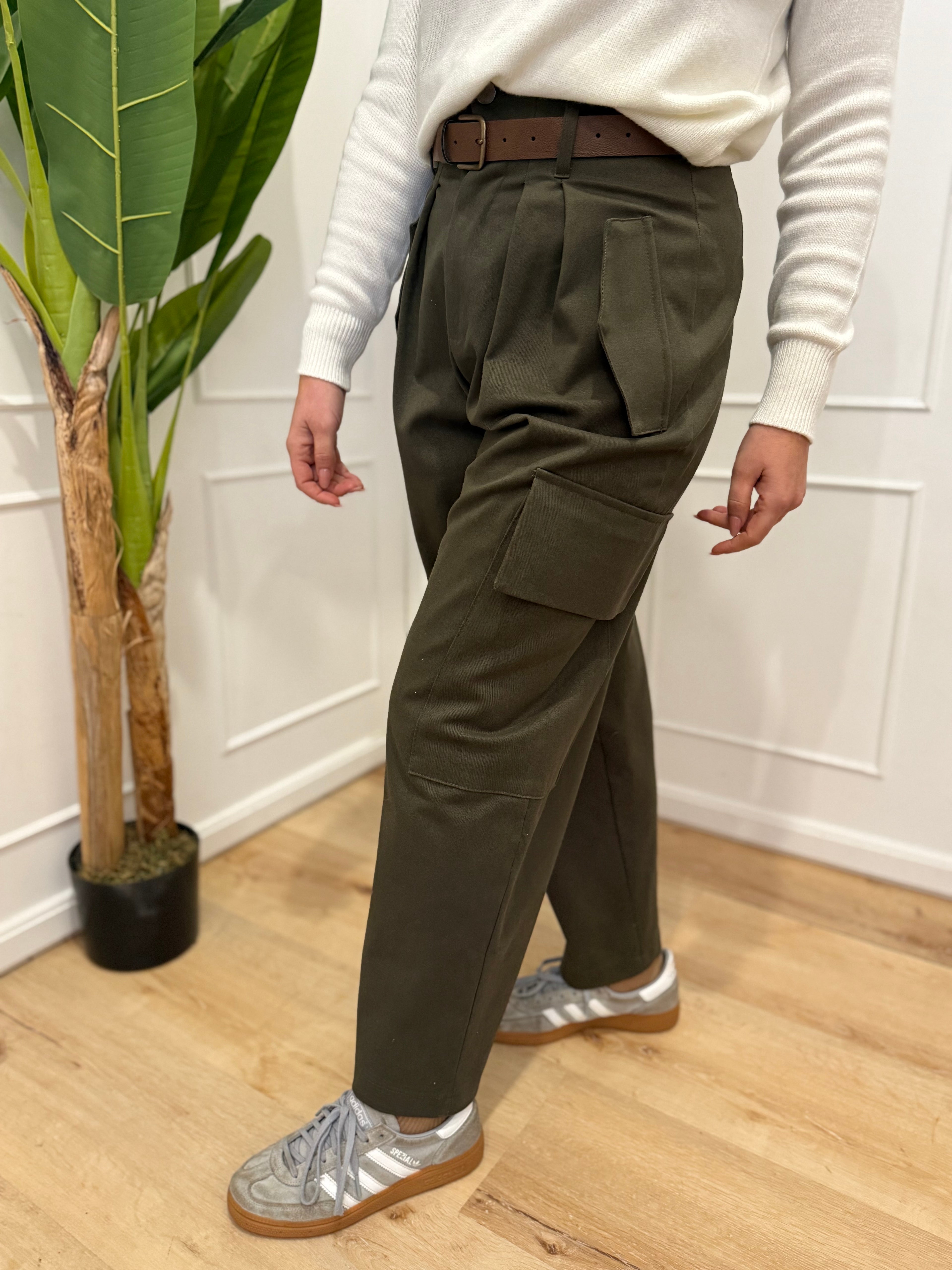 Pantalone cargo con cintura vicolo