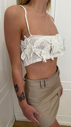 Top ricamo fiori Glamorous